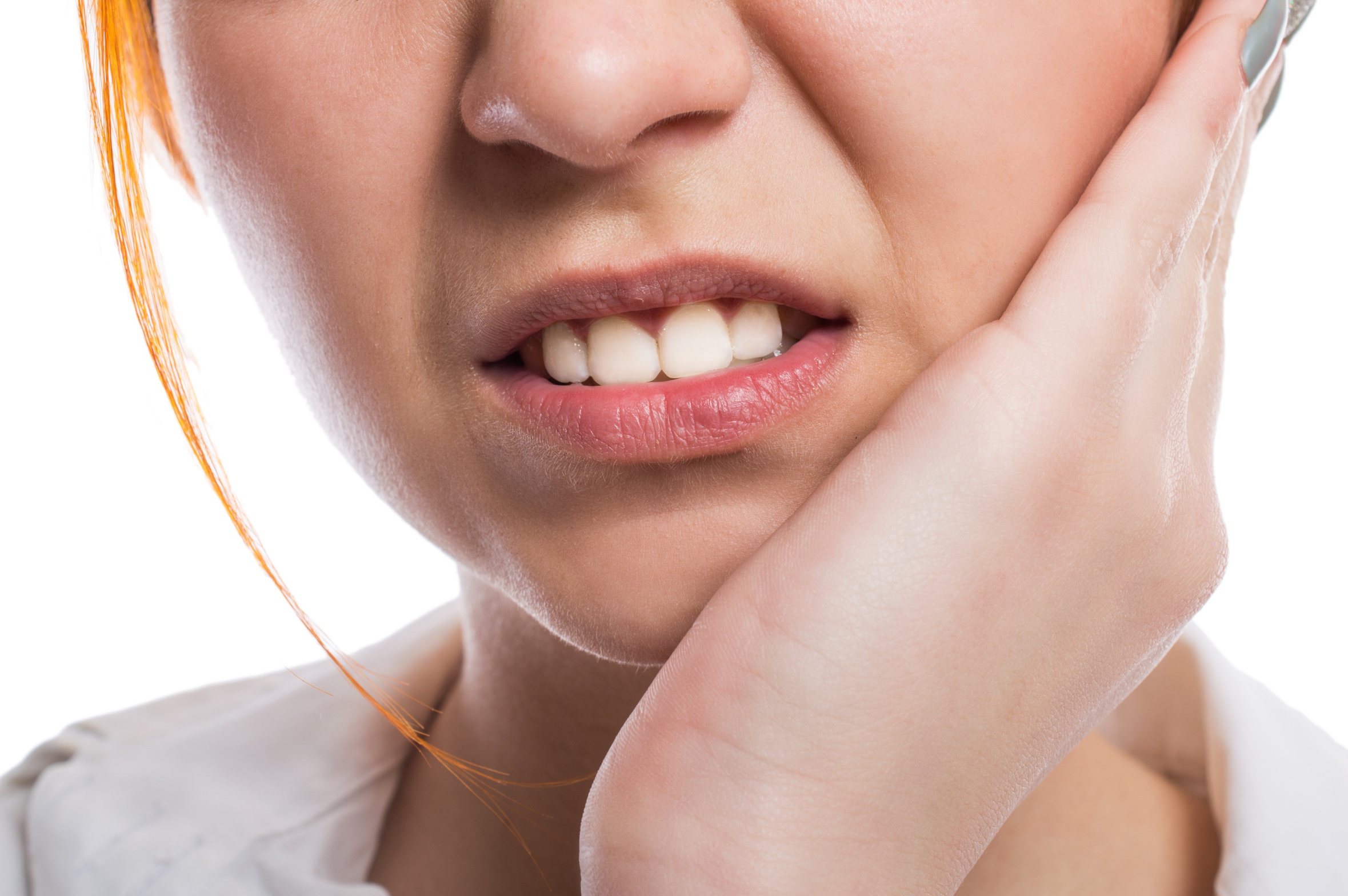 почему после имплантации может болеть зуб?